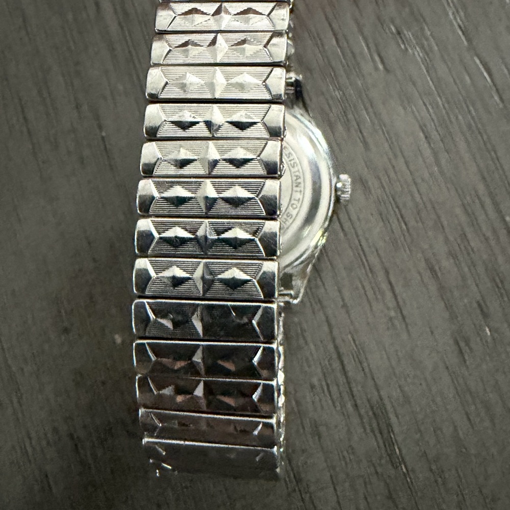 Vintage Helbros Silver Men's Self-Winding Watch - Picture 6 of 6